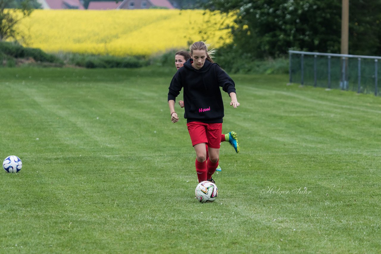 Bild 108 - wCJ SV Steinhorst/Labenz - VfL Oldesloe : Ergebnis: 18:0